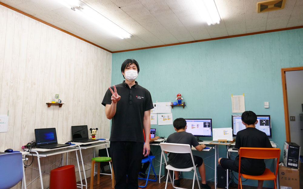 沖縄市　プログラミング教室　小学生